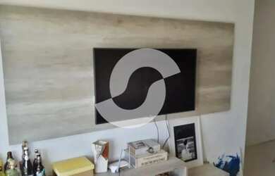 Imagem 7: Apartamento Amplo em Icaraí com Varandão, Suíte, Dependência e Vaga na Escritura