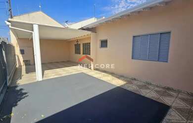 Imagem 2: Casa em Rua São Vítor I - Jardim Albatroz - Londrina/PR