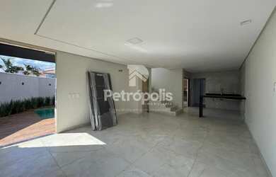 Imagem 5: Sobrado de Esquina na 407 Sul com 3 suíte sendo 1 com closet e sacada com 149,70 m² a vend