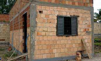 Imagem 2: Casa pequena em fase de acabamento.Condominio.Ponte Alta Norte- Gama