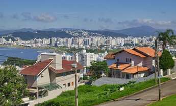Imagem 4: FLORIANóPOLIS - Casa Padrão - Itaguaçu