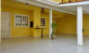 Imagem 3: Sobrado em Condominio Novo Mundo 3Q 1 Suite e 3 Vagas de Garagem