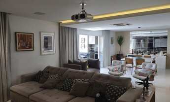 Imagem 3: Apartamento de alto padrão com 242 m² de área útil, 3 suítes, 3 vagas de garagem, ampla s