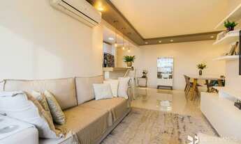 Imagem 2: Apartamento para venda com 80 metros quadrados com 3 quartos em Jardim Itu - Porto Alegre