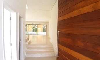 Imagem 3: Alphaville Residencial 1 - Casa nova, 520 m2, 4 suítes, armários na cozinha