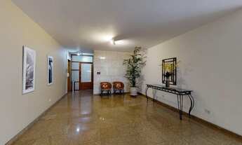 Imagem 3: Apartamento à Venda no Bairro Itaim Bibi em São Paulo no Edifício Canoinhas contendo 1 Suí