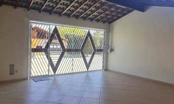 Imagem 2: Casa para aluguel e venda tem 138 metros quadrados com 3 quartos