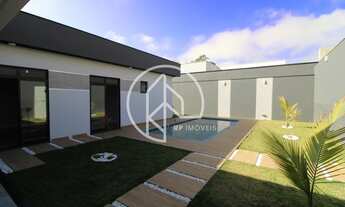 Imagem 2: Linda casa linear com 4 quartos, piscina e área gourmet no Condomínio Alvim