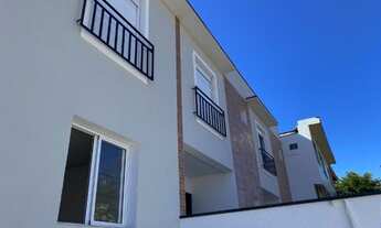 Imagem 2: 3 sobrados Casa com 2 dormitórios