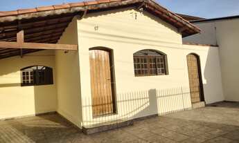 Imagem 3: Sobrado para aluguel e venda tem 208 metros quadrados com 5 quartos