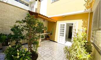 Imagem 2: Casa para venda tem 380 metros quadrados com 2 quartos em Centro - Itacaré - BA