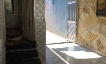 Imagem 2: Casa térrea 3 dorms, 2 vagas próximo à rua João Boemer !