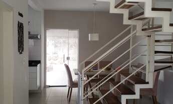 Imagem: Linda casa em condominio fechado