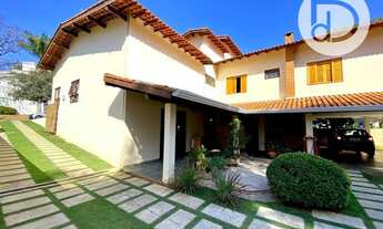 Imagem: Oportunidade!!! Casa com 3 suítes, fundo