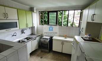 Imagem 5: Casa Triplex, 4 quartos sendo 2 suítes, jardim, pomar, piscina, 2 vagas, Candeal-Brotas