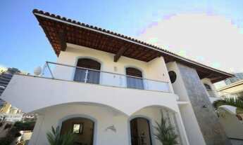 Imagem: Casa em condomínio fechado com 6/4