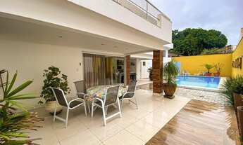 Imagem 4: Casa para venda possui 330 metros quadrados com 6 quartos em Itaigara - Salvador - BA