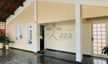 Imagem 2: Casa com Edícula - Vila Industrial - 4 Dormitórios - 190m²