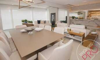 Imagem 2: Três suítes, quatro vagas, varanda gourmet, todo automatizado Moema pássaros!!