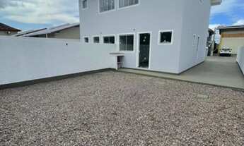 Imagem: Amplo sobrado com duas suítes e terreno