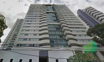 Imagem 1: Apartamento para venda possui 178 metros quadrados com 4 quartos em Casa Forte - Recife