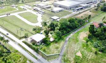 Imagem 2: Excelente Terreno de 10611m² com casa de 300m² AM 010 beira da pista