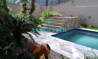 Imagem 4: Casa com 4 suítes para alugar a poucos metros da praia em Juquehy!