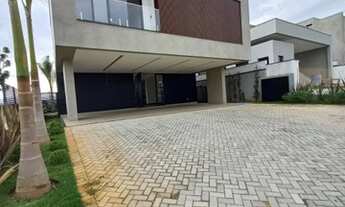 Imagem: Casa de condomínio para venda possui 450