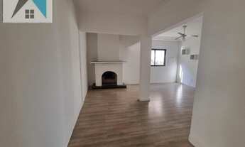 Imagem 5: Casa em Condomínio para Locação em Santana de Parnaíba, Alphaville, 4 dormitórios, 2 suíte