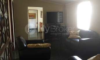 Imagem 2: Casa com 3 quartos - Bairro Jardim Nossa Senhora do Perpétuo Socorro em Trindade