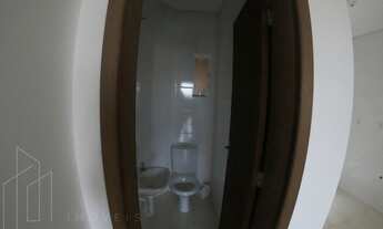 Imagem 5: Sobrado para Venda em Ponta Grossa, Uvaranas, 2 dormitórios, 2 banheiros, 1 vaga