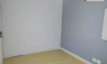 Imagem 4: Apartamento com dois dormitórios ,dependência de empregada e uma vaga de garagem