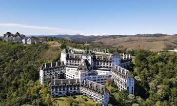 Imagem 3: Maravilhoso Flat à Venda no Condomínio Home Green Home - Campos do Jordão/SP