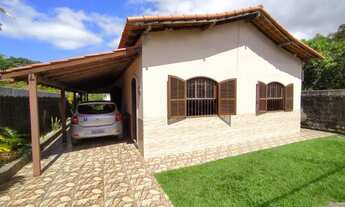 Imagem 5: Casa para venda possui 199 metros quadrados com 6 quartos