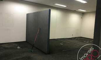 Imagem 2: Esquina Moema Pássaros, 300 metro em vão livre, agende sua visita!!!!