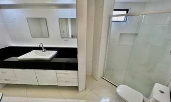 Imagem 7: Apartamento com 3 suítes, ampla varanda, 3 vagas de garagem próximo da praia