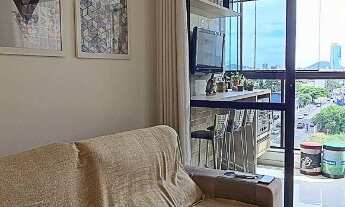 Imagem 2: 2 Quartos, montado, banheiros com ventilação natural, vaga coberta, na quadra do mar!