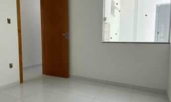 Imagem 4: Casa 2/4 padrão médio no bairro Santo Antônio dos Prazeres