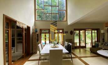 Imagem 2: Casa em 2 Lotes Final de Rua 3 suítes piscina e muito jardim!