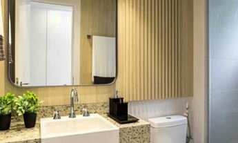 Imagem: More ao lado da ponte rio niteroi