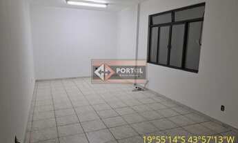 Imagem 4: Sala 1 banho Galpão / depósito com aluguel por R$500 /mês