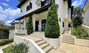 Imagem 4: Linda casa contemporânea, muito confortável, integrada, com excelente acabamento. - Ótima