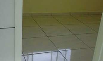 Imagem 2: Apartamento com 2 quartos no RESIDENCIAL OURO VERDE - Bairro Jardim Santa Cruz em Londrin