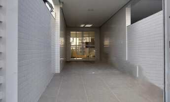 Imagem 2: Casa Térrea com 03 Suítes e Piscina á Venda no bairro Campo Grande - Santos