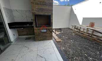 Imagem 1: Casa nova, com 3 quartos, suíte, closet e churrasqueira, em Novo Mundo - Uberlândia - MG