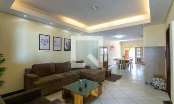 Imagem: Casa para Aluguel - Vila Suln, 3 Quartos