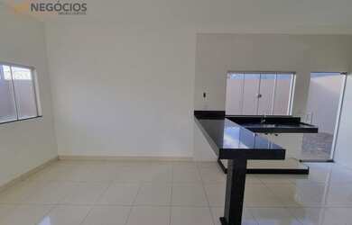 Imagem 7: LINDA CASA NO BAIRRO CAMPOS ELÍSEOS EM PATOS DE MINAS