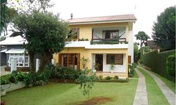 Imagem: Casas e Sobrados com 4 Dormitorio(s) localizado(a)