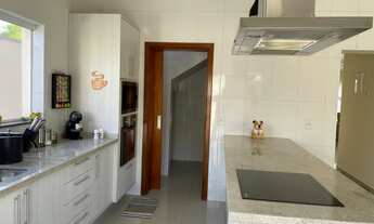 Imagem 7: Sobrado para venda tem 390 metros quadrados com 3 quartos em Colina Verde - Tatuí - SP