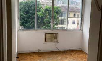 Imagem 2: Apartamento para venda tem 120 m² - 03 quartos - Tijuca